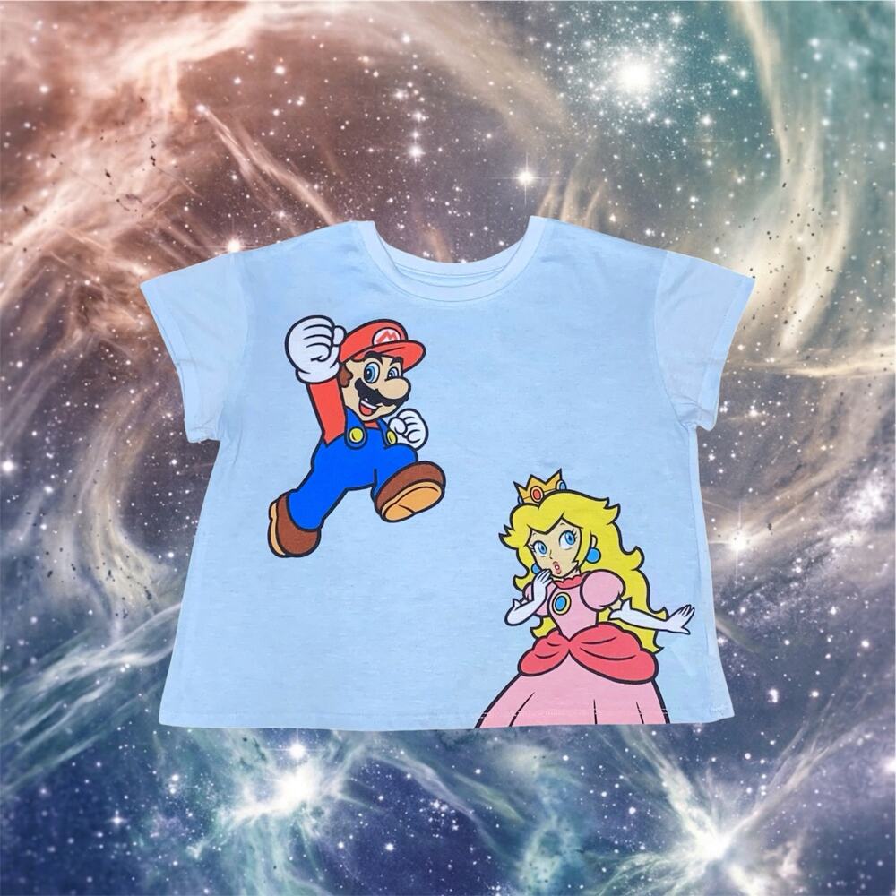 Nintendo Super Mario Princess Peach Graphic Crop T-Shirt